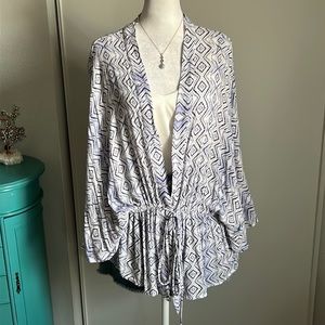 Tilly’s Others Follow Diamond Hobo Print Tie Front Kimono Cover Up Jacket